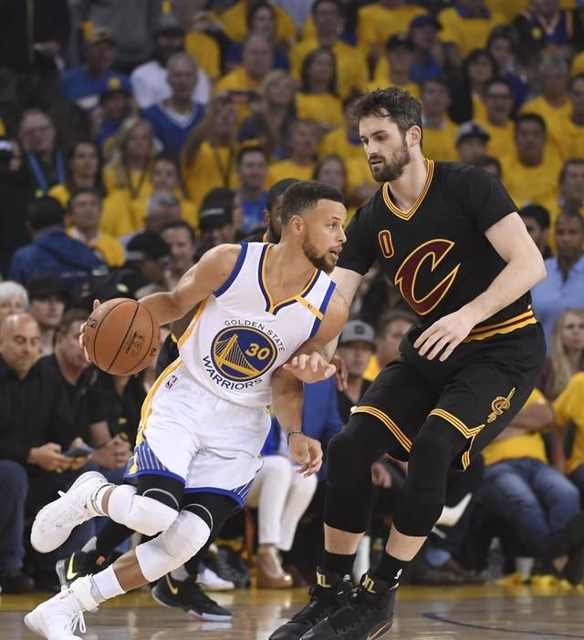 开云体育官网-里程碑夜巴塞罗那手感冰凉，NBA常规赛赛后刷纪录，震撼外界，赛程密集仍需轮换的简单介绍