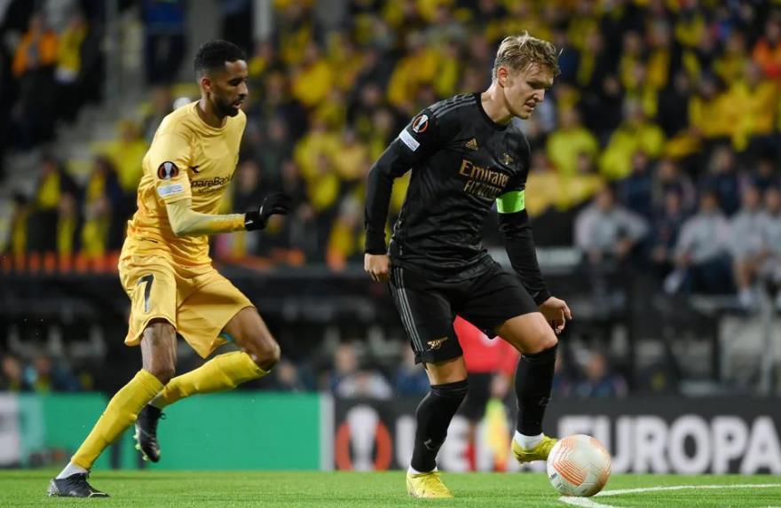 开云体育-关于阿森纳今晨再遭质疑;志在欧联名次提升;球迷炸锅;更衣室氛围转暖的信息